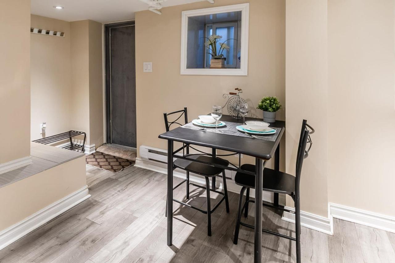 Newly Renovated - Cozy 1Br Apt With Netflix - Prime Location Toronto Exterior photo